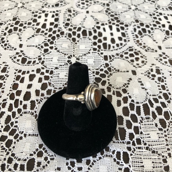 Sterling and Amber Heart Ring Size 5.25 - Picture 2 of 6